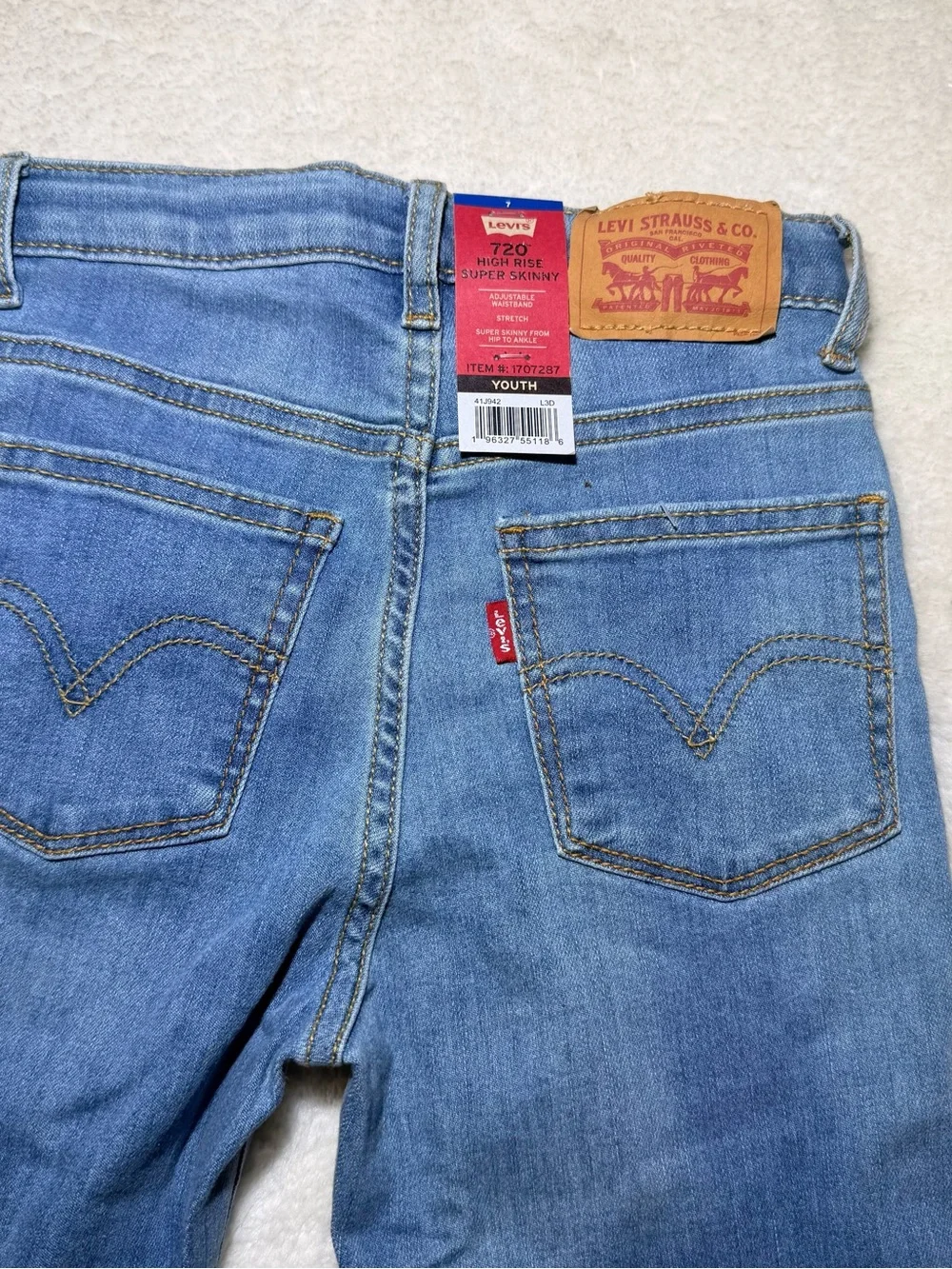 Levis 720 Jeans Girls High Rise Super Skinny Stretch Adjustable band size 7- NEW